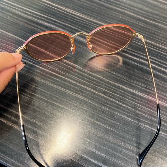 Peach/Orange New Sunglasses - Picture 5 of 5